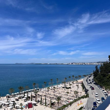 Soleil Apartment With Sunbed & Umbrella Vlorë Екстериор снимка