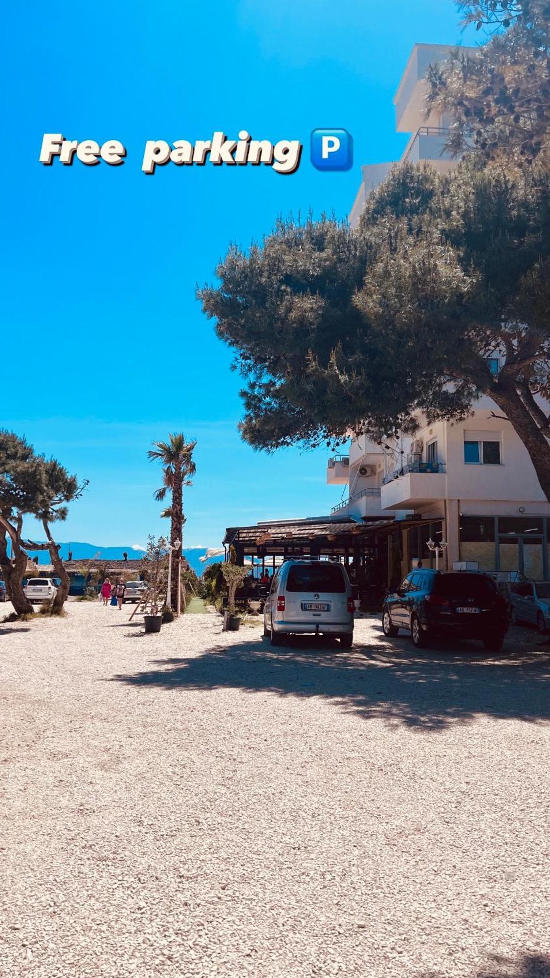 Soleil Apartment With Sunbed & Umbrella Vlorë Екстериор снимка